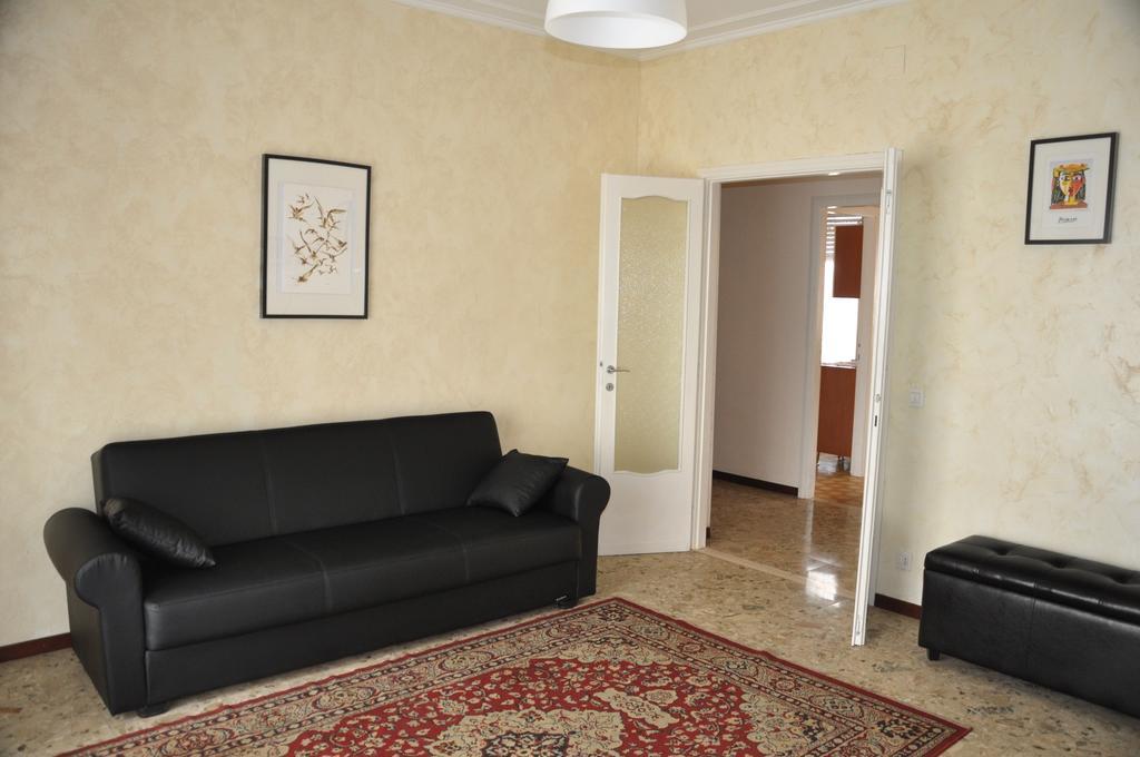 Apartment Montebello Parma Zewnętrze zdjęcie
